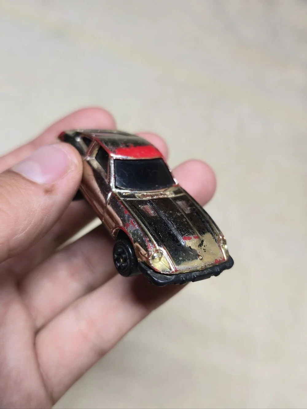Vintage 1980 Kidco Burnin' Key Cars Datsun 280-ZX GoldPaint peeling
